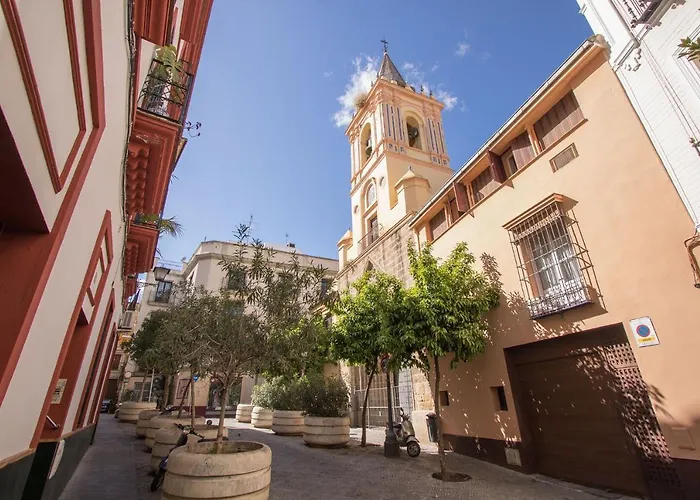 San Isidoro Cathedral Oasis by Valcambre